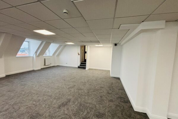 642277352_1568527145273720_8782881647806088980_n